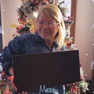 Meet your Posher, Lisa